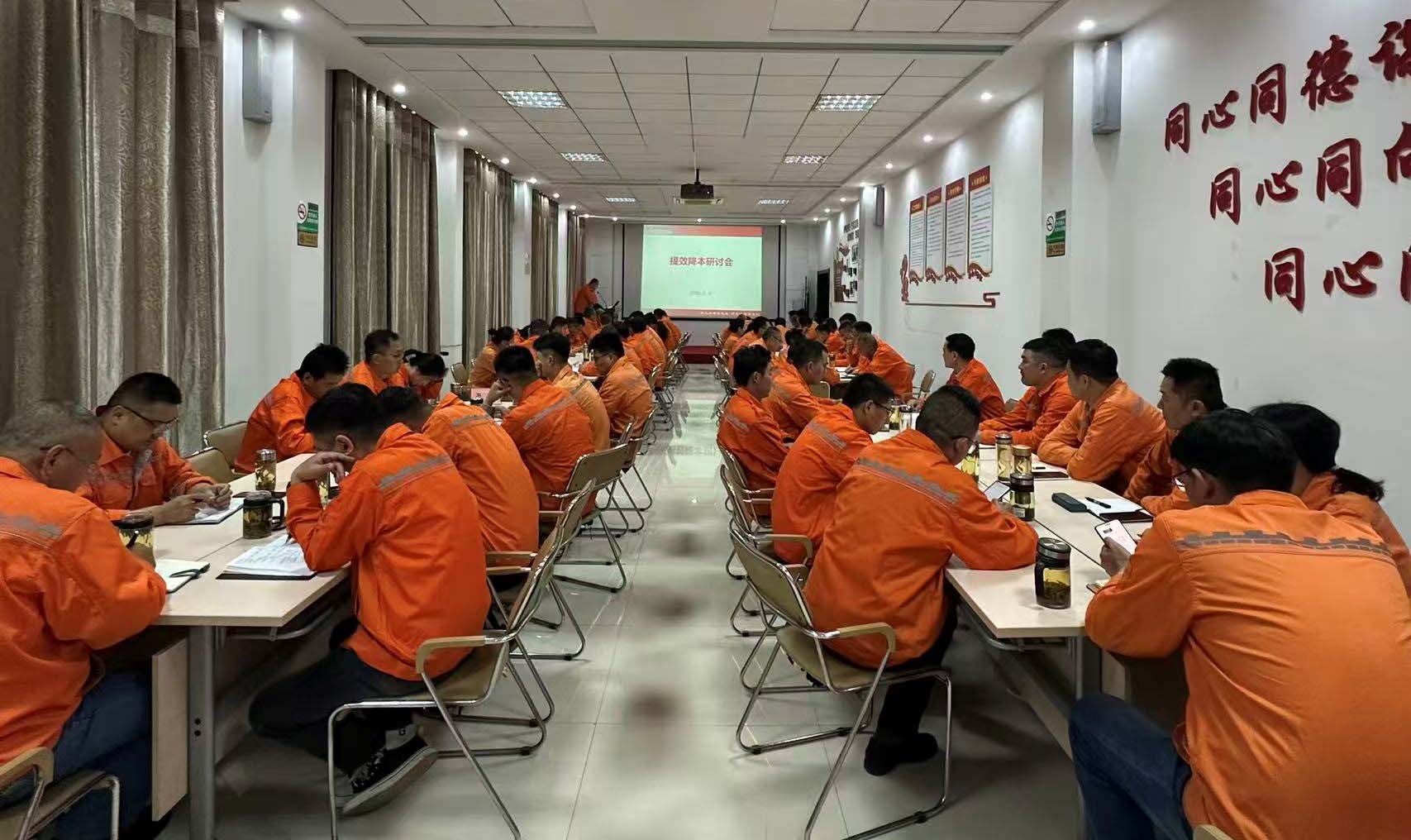 鐓х墖.jpg